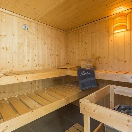 Exklusives Am Mit Hund, Sauna, Garten, 140qm
